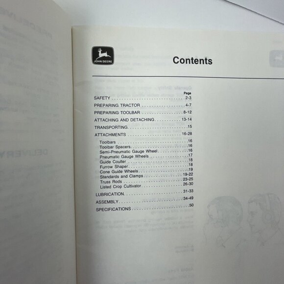 John Deere 569 Toolbar Carrier Operator's Manual OM N159551 Issue F0 - Picture 6 of 8